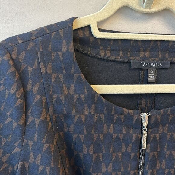 Raffinella Navy Blue Patterned Women's Top - Picture 2 of 5